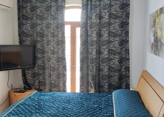 公寓 2 Bedroom With Sea And Poolview Near Aheloy *